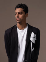 Load image into Gallery viewer, Black jacket with white flower