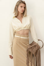 Load image into Gallery viewer, Beige suede bag with fringe
