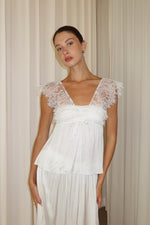 Load image into Gallery viewer, ivory lace long top white
