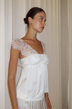 Load image into Gallery viewer, ivory lace long top white
