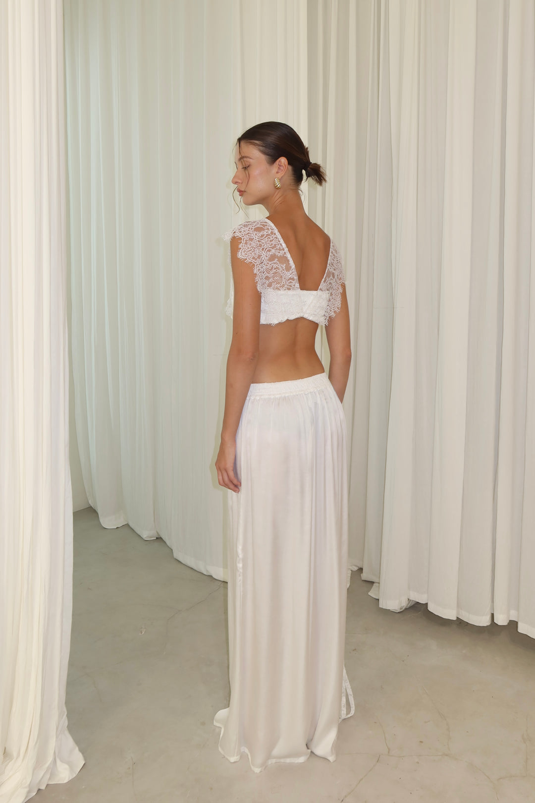 ivory lace top white