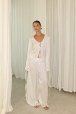 Load image into Gallery viewer, silk slit pants white
