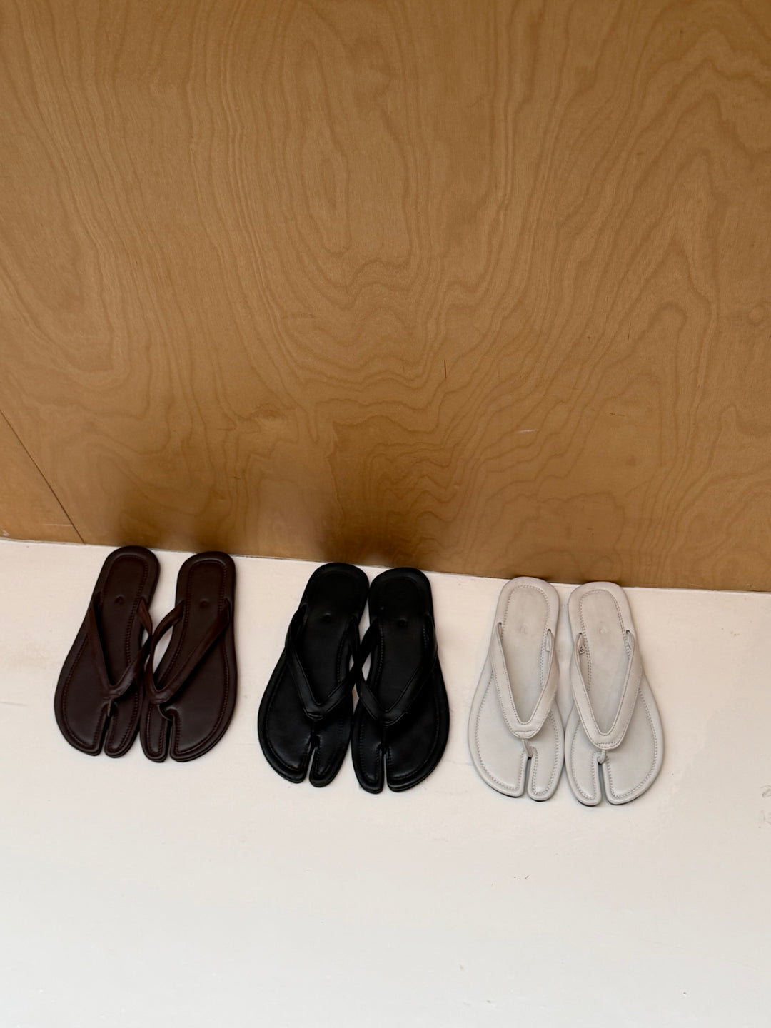 Shoes slippers