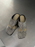Load image into Gallery viewer, Snake print heeled shoes
