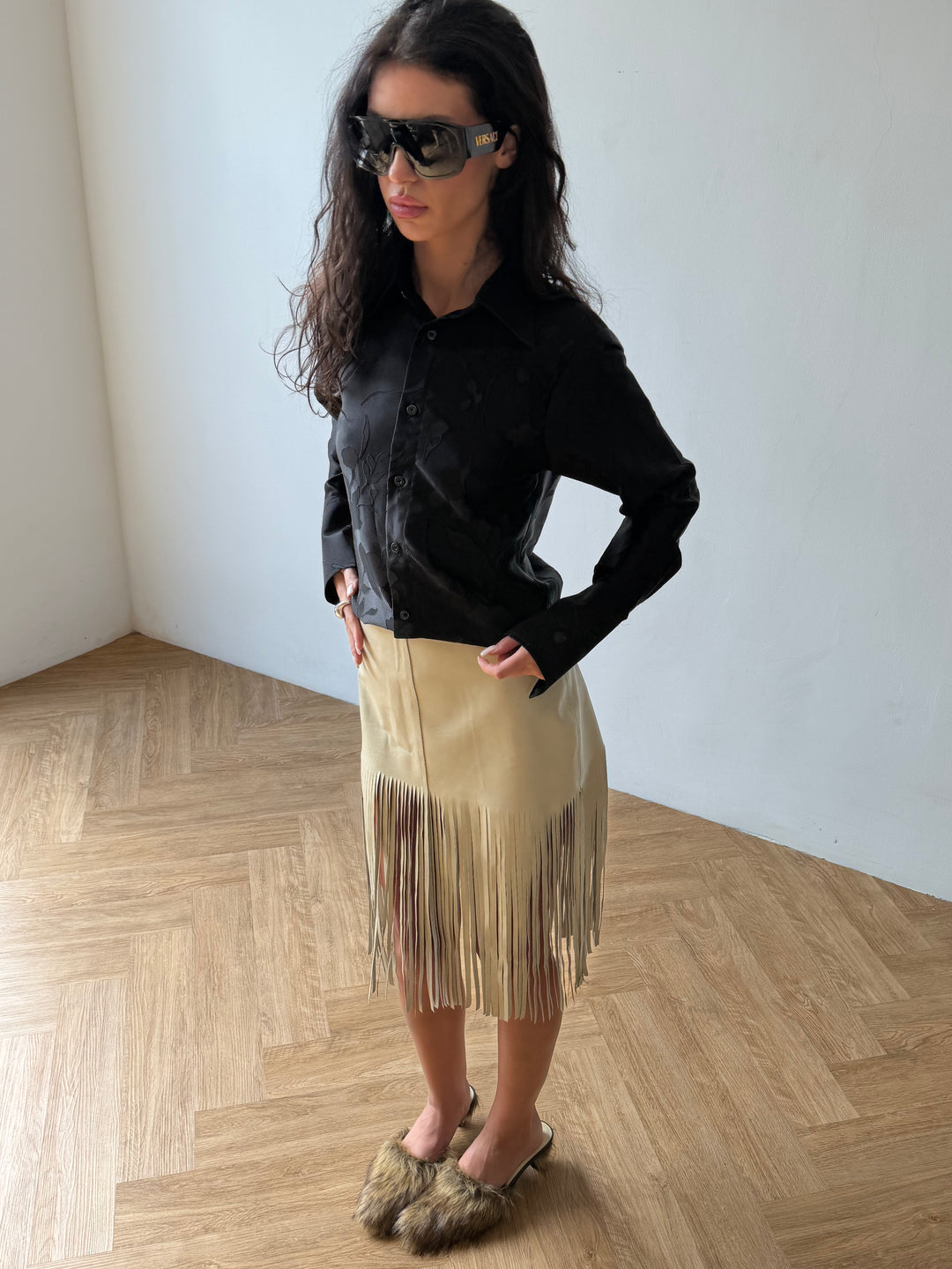 Leather skirt with fringe beige