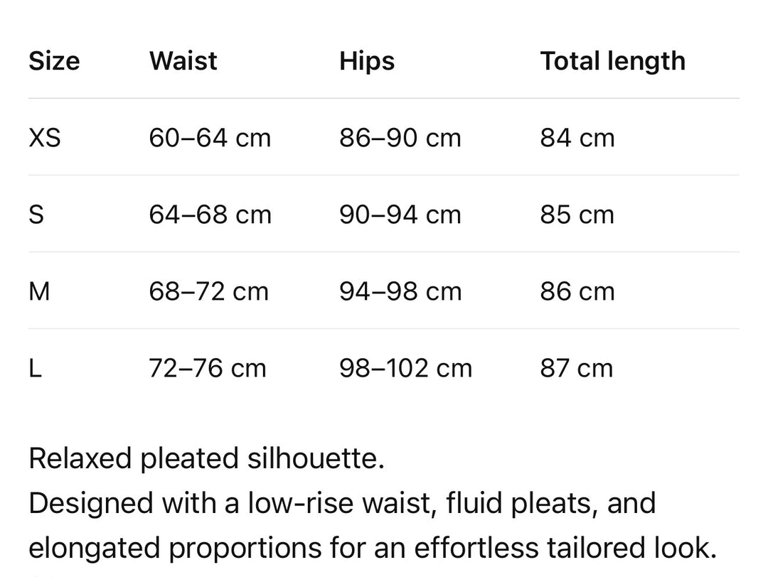 Long grey pleated skirt