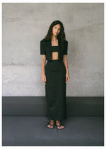 Load image into Gallery viewer, Short black print jacket with a scarf
