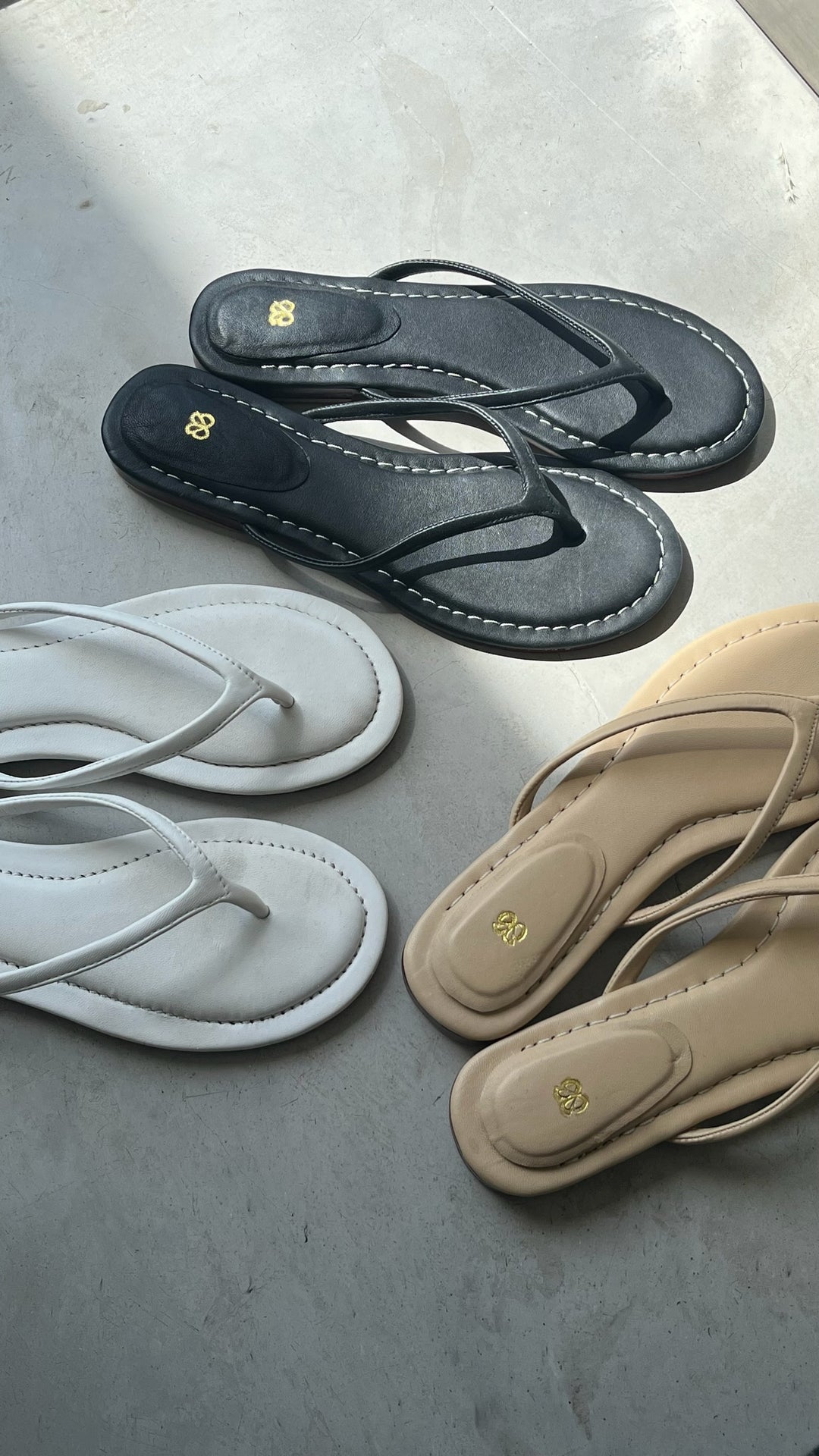 slippers suede beige