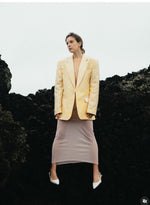 Load image into Gallery viewer, Butter jacket with flowers
